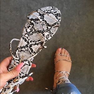 Ale Sandals
